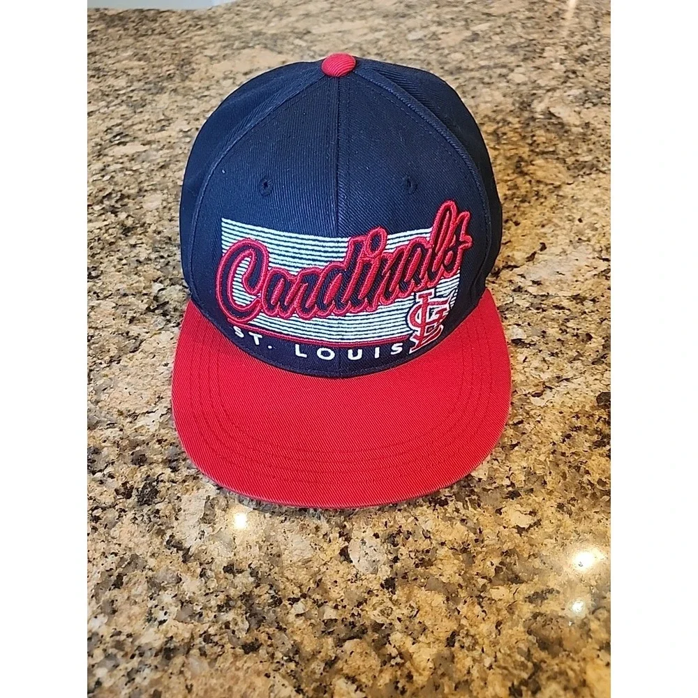 St‎ Louis Cardinals Vintage MLB Cap Hat Snapback Baseball